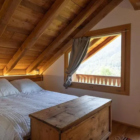 Ciasa Tri Wellness Chalet Villa